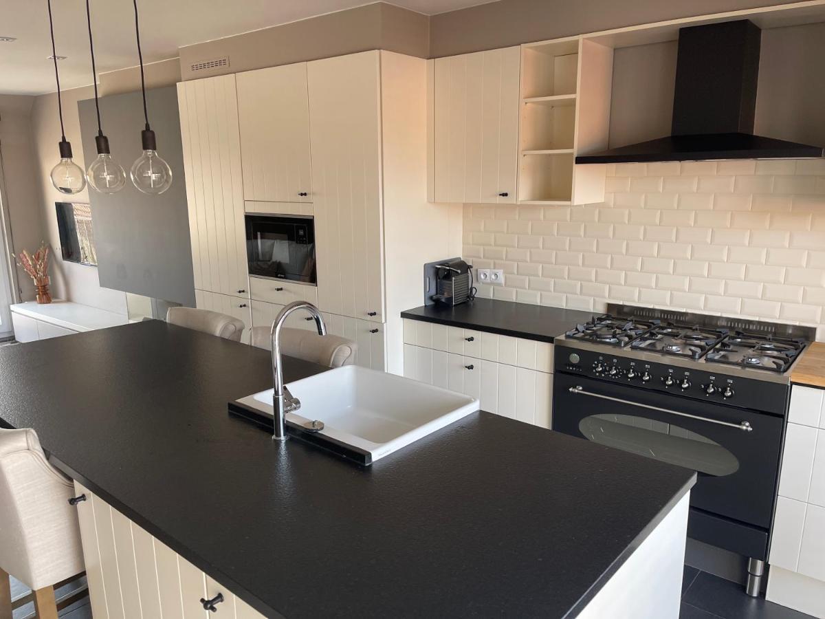 -Ayana Suite- 2 Bedroom Suite With Garage Knokke Bagian luar foto